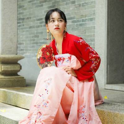 汉服模特