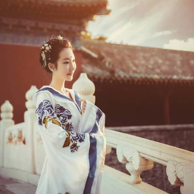 汉服模特