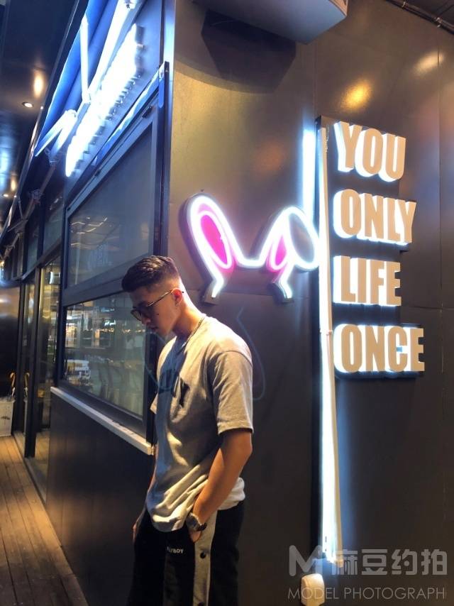 商务模特