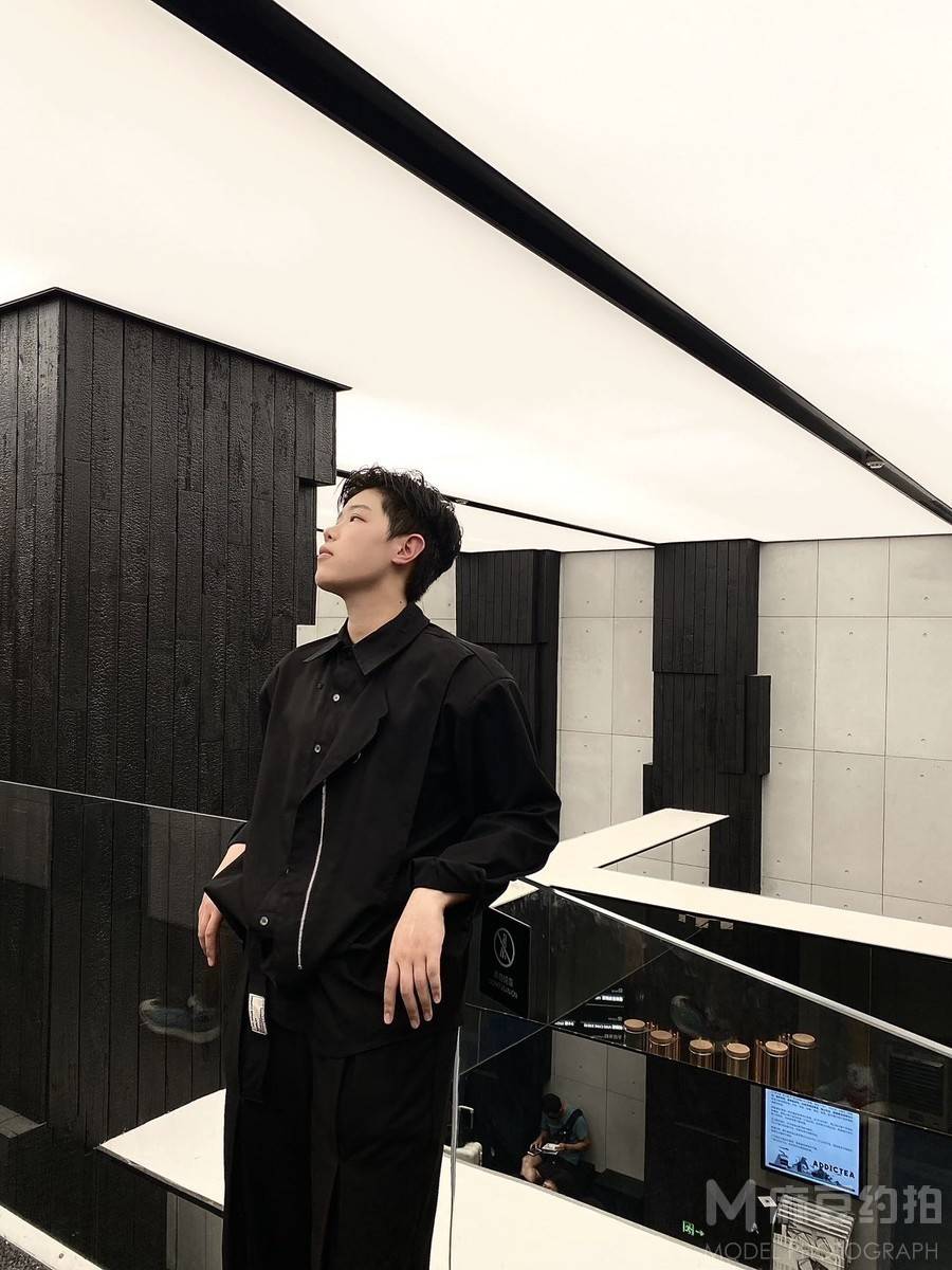 暗黑模特