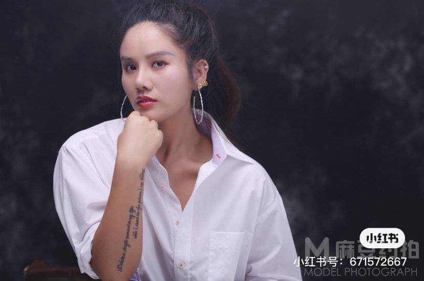 妆容模特