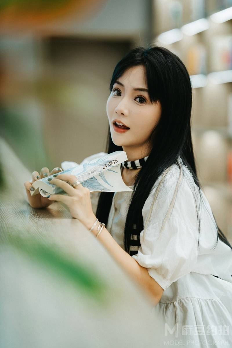 胶片模特
