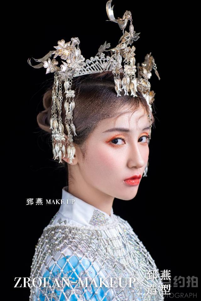 妆容模特