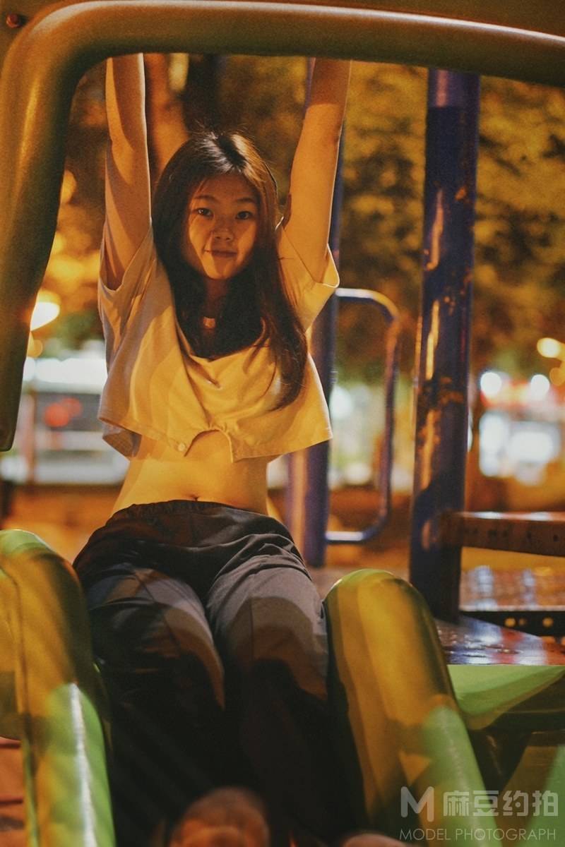 夜景模特