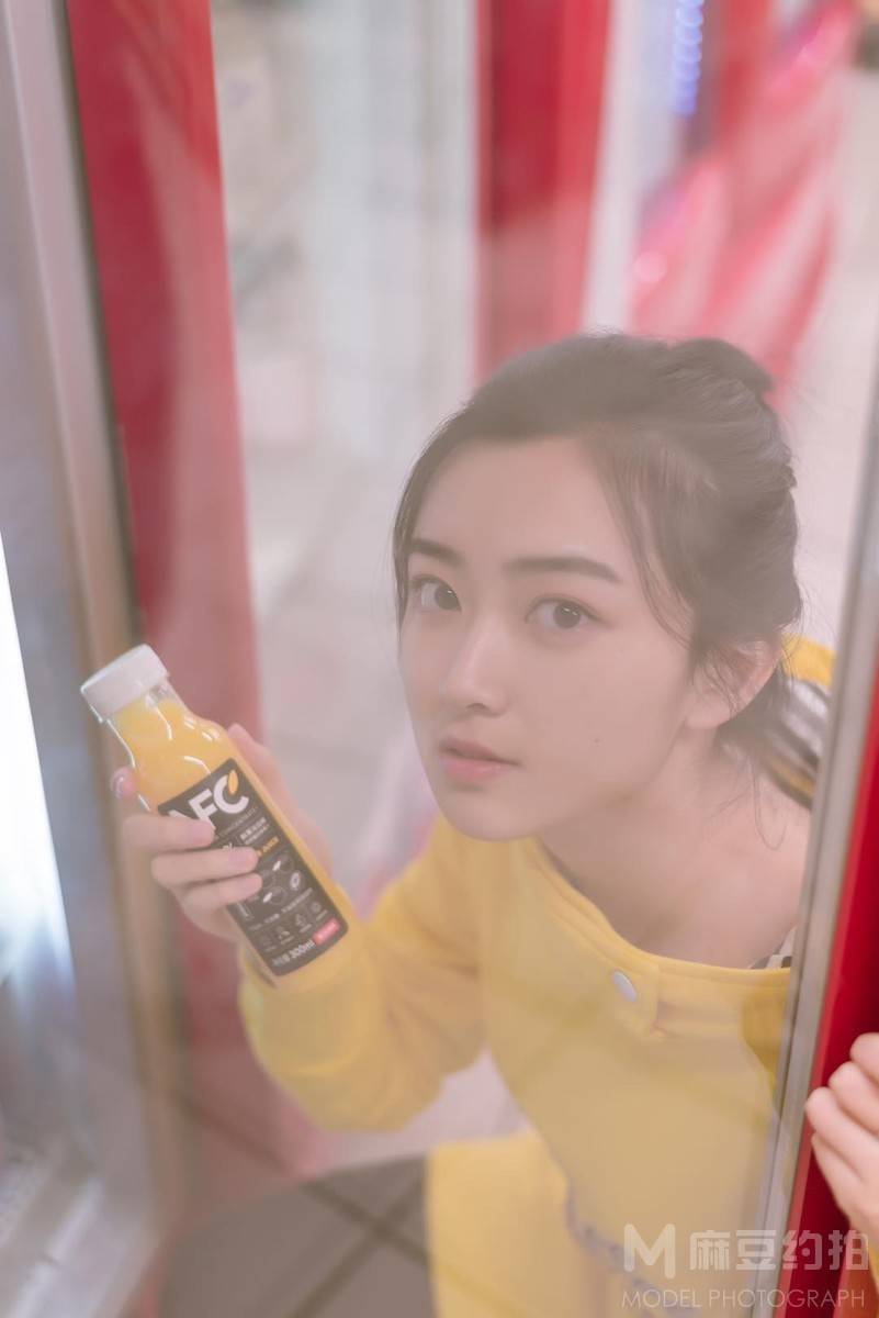 胶片模特