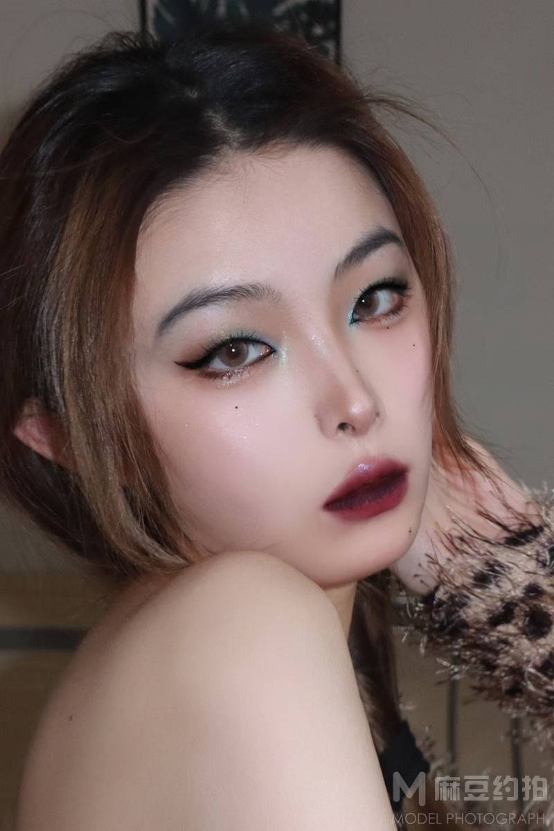 暗黑模特