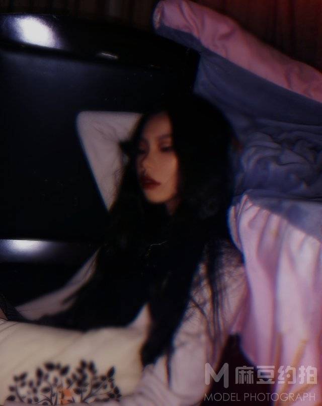胶片模特