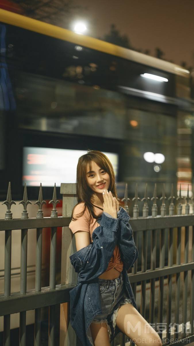 夜景模特