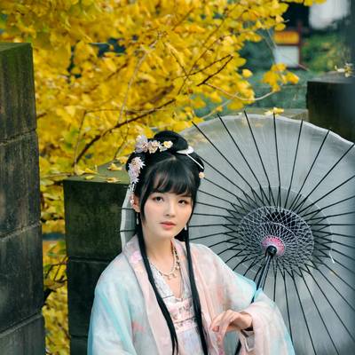 汉服模特