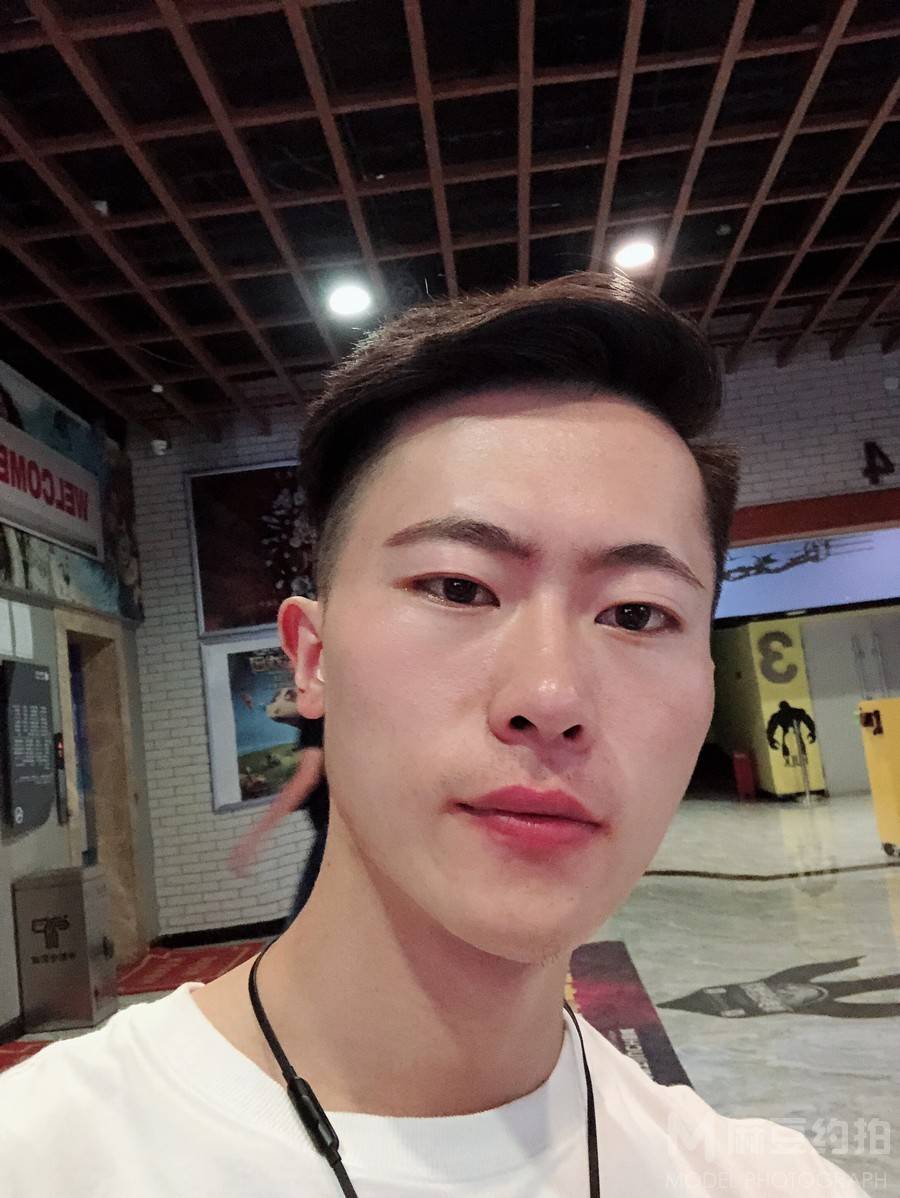 商务模特