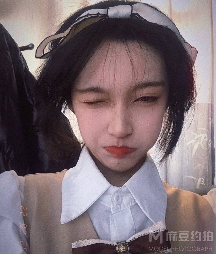 胶片模特
