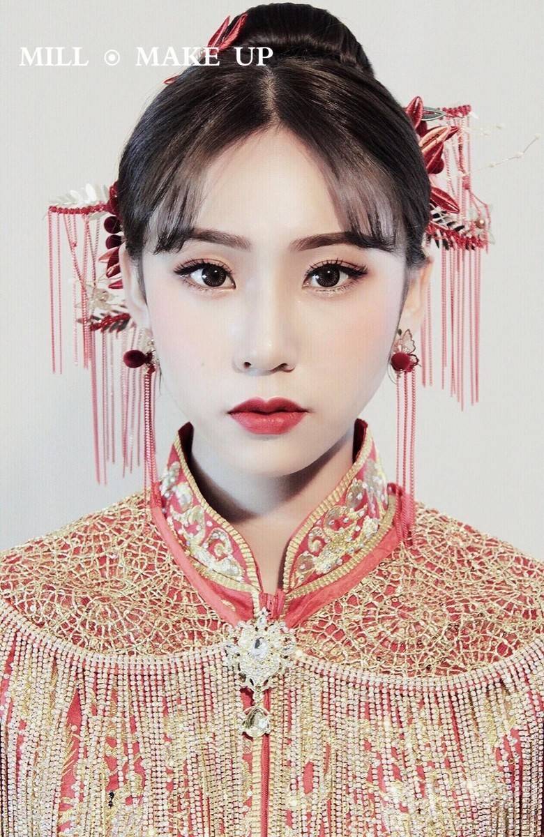 妆容模特