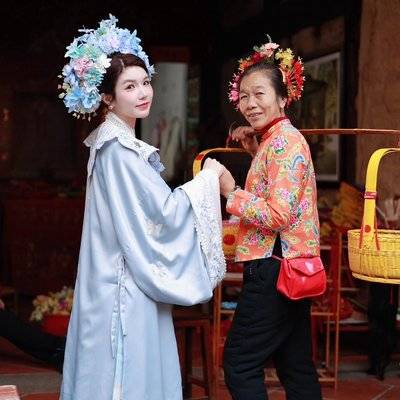 汉服模特