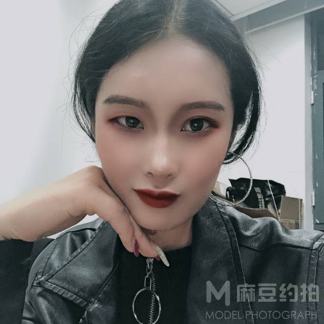 暗黑模特