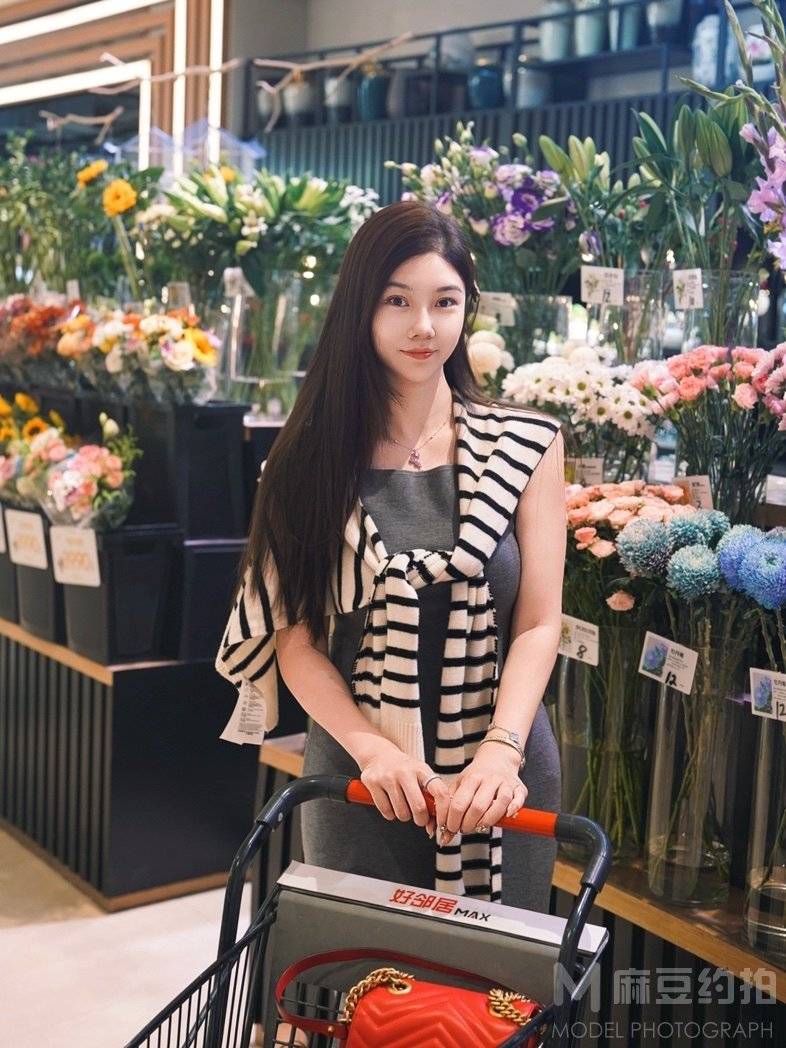 胶片模特