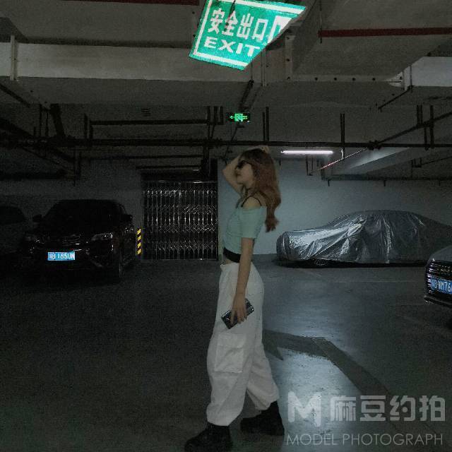 暗黑模特