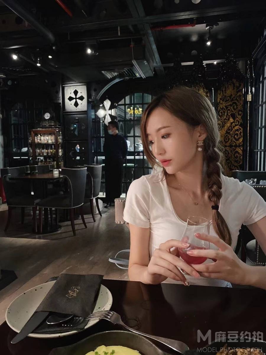 民国模特
