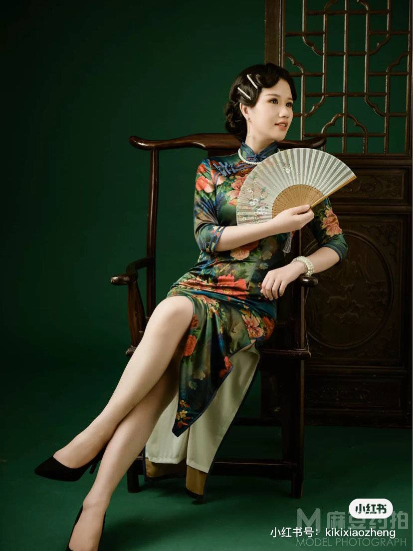 妆容模特