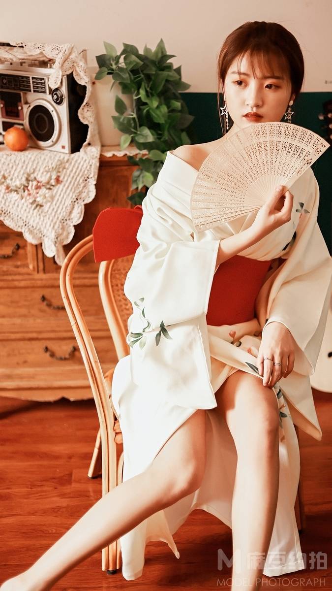 胶片模特