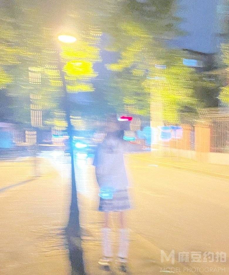 校园模特