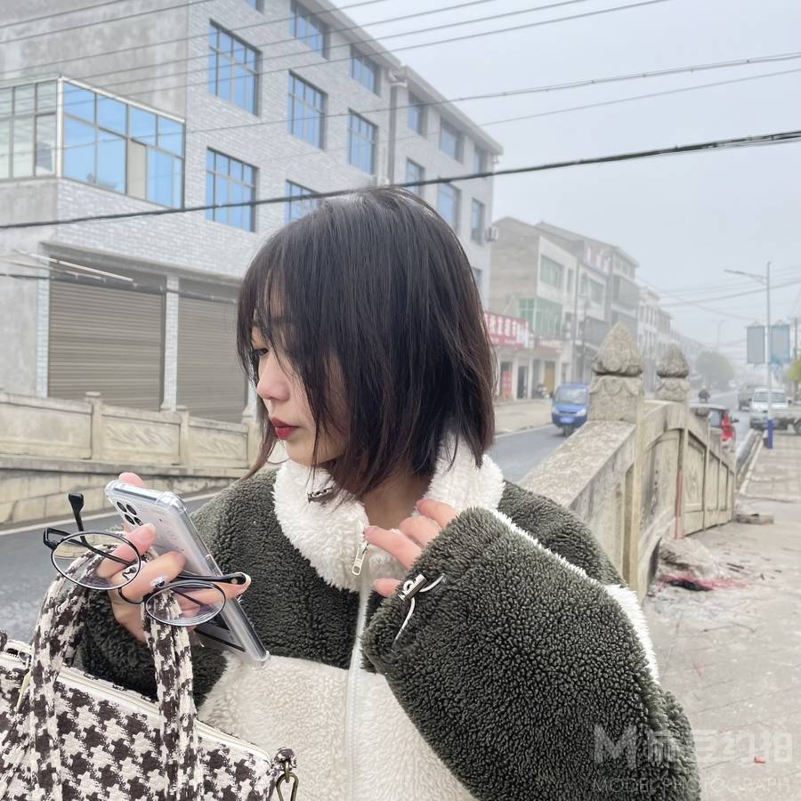 纪实模特