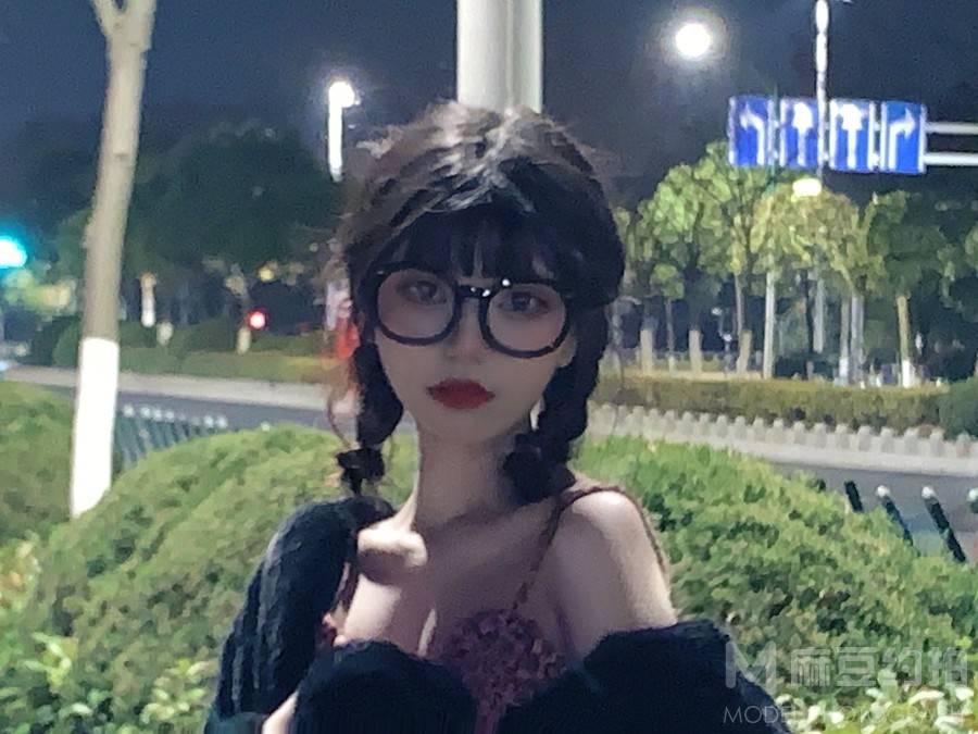 夜景模特