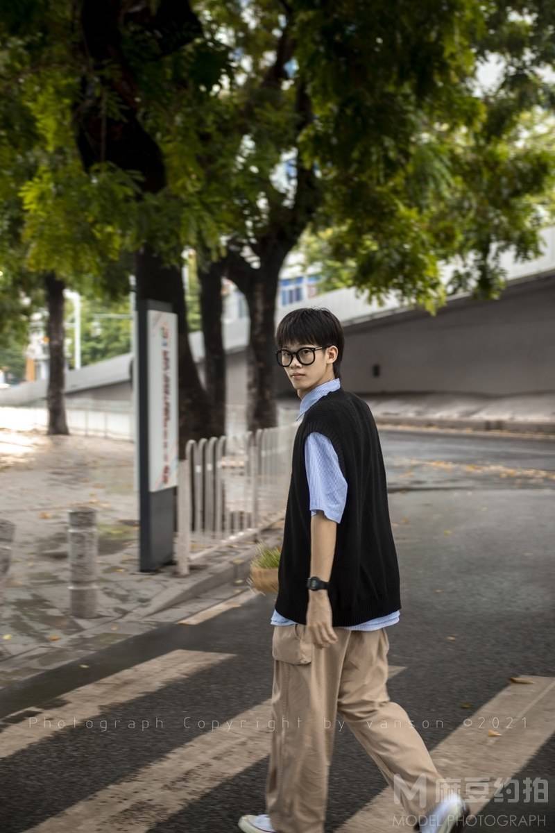 校园模特