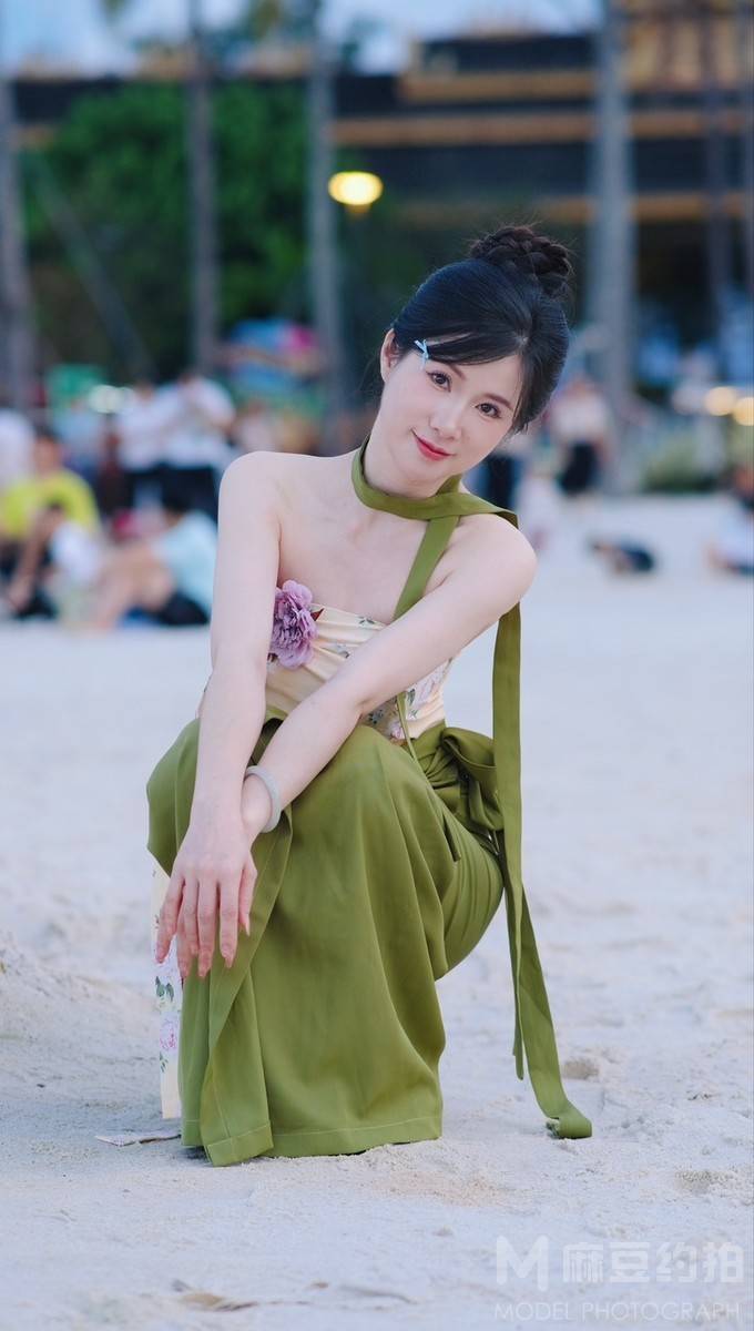清新模特