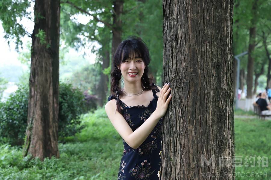 胶片模特