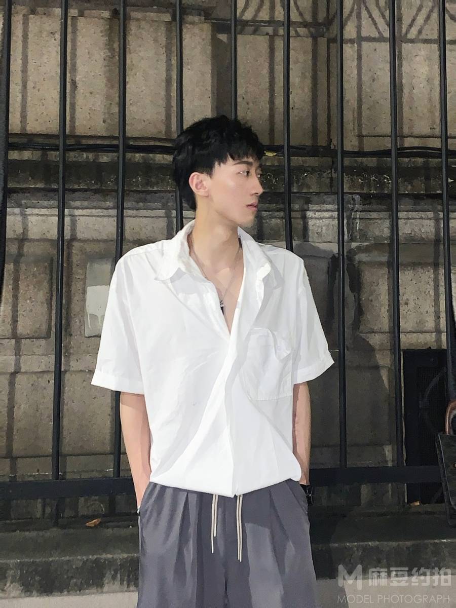 纪实模特