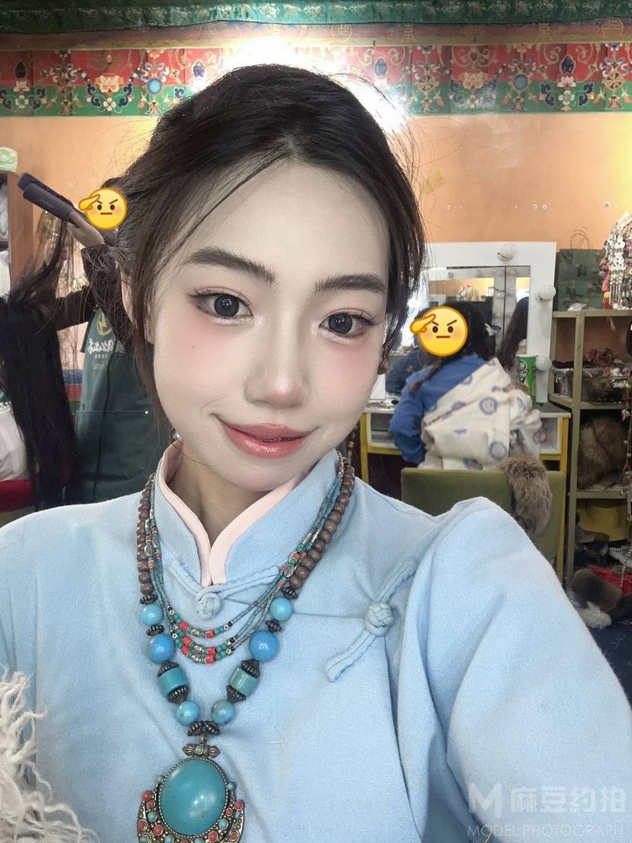 妆容模特