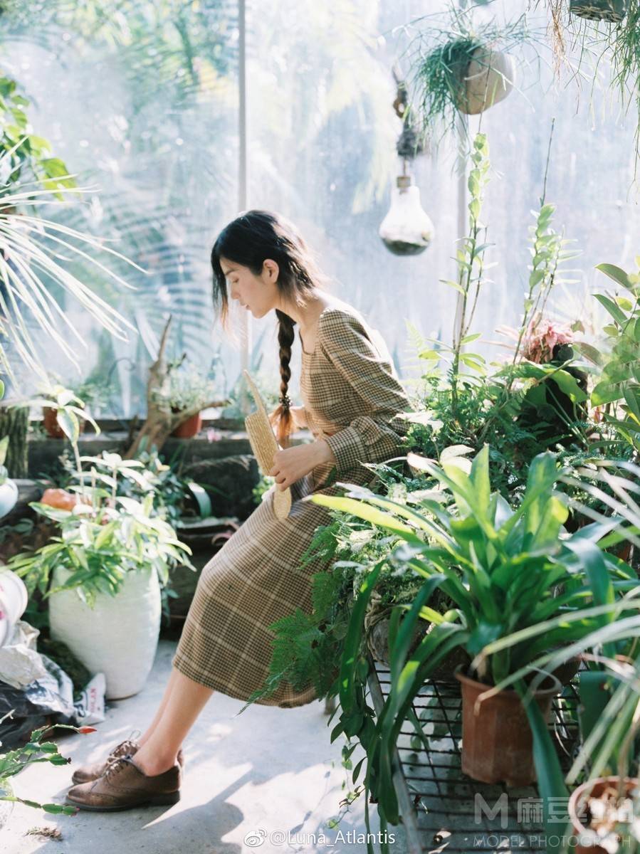 胶片模特