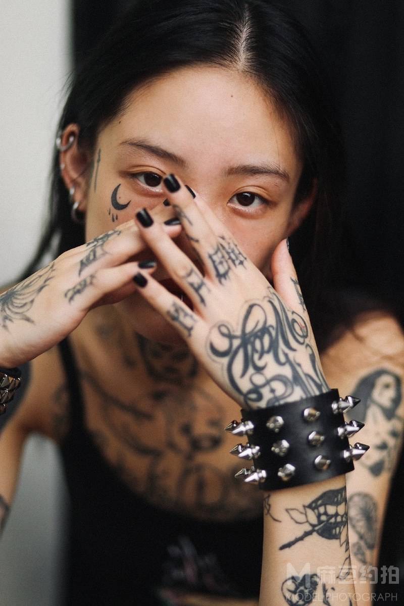 暗黑模特