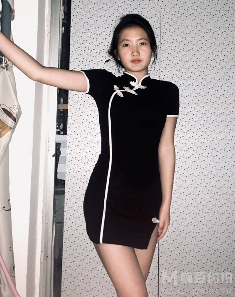 胶片模特