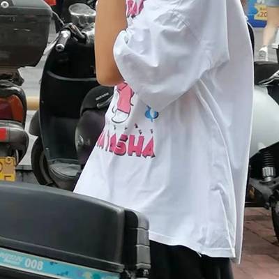 黑白模特