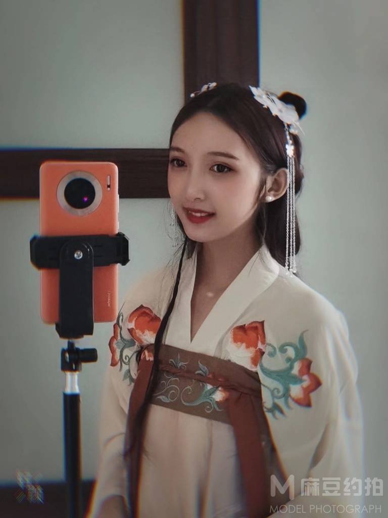 妆容模特