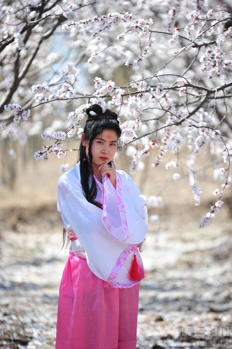汉服模特