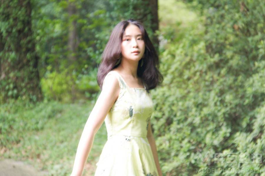 少女模特
