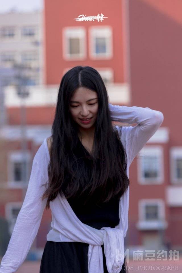 校园模特