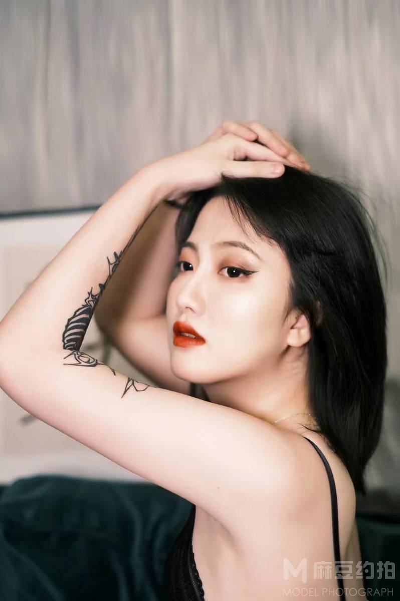 胶片模特