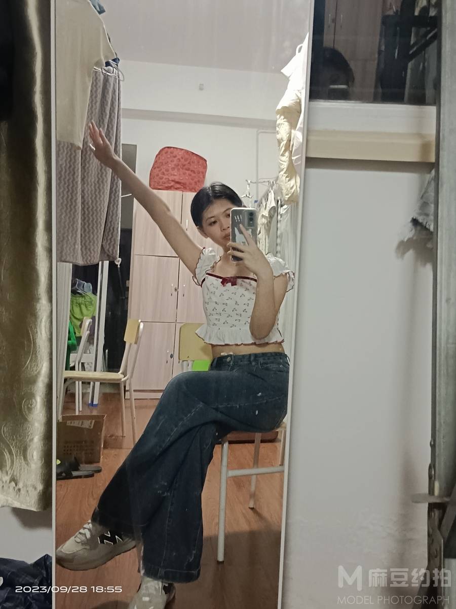 清新模特