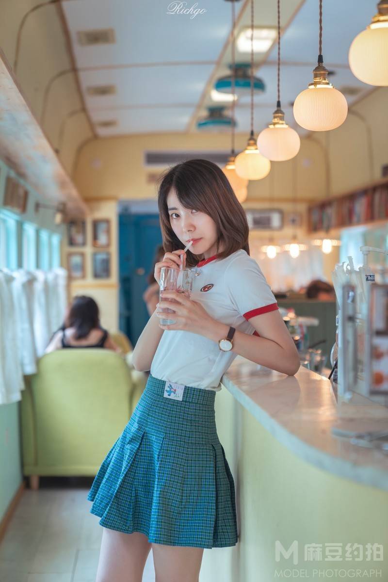 少女模特