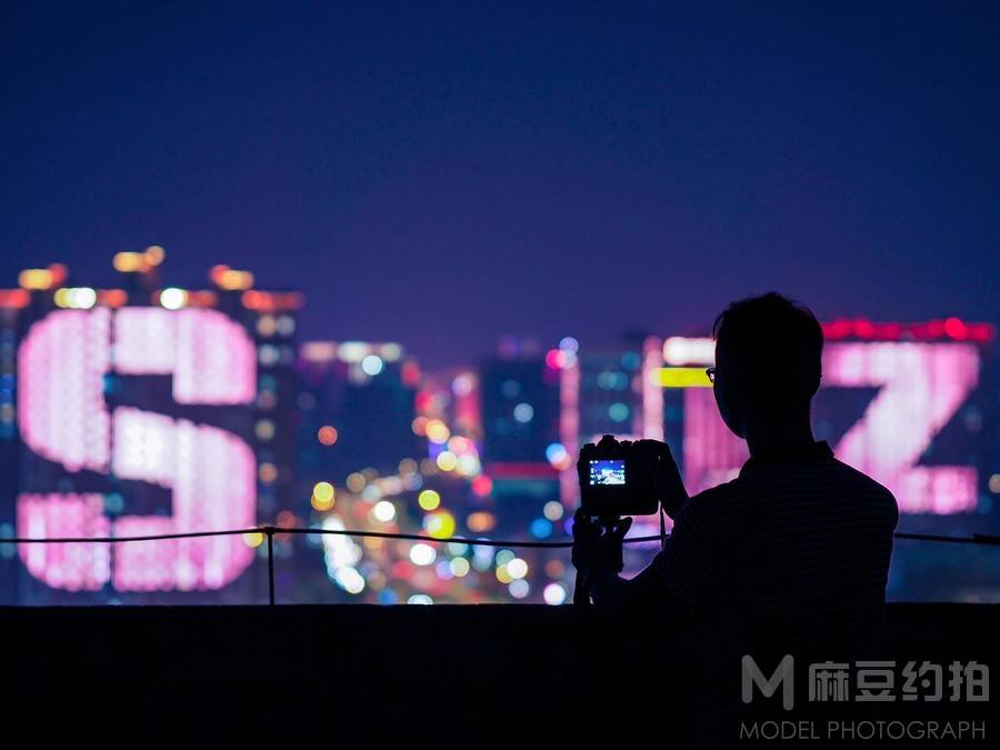 夜景模特