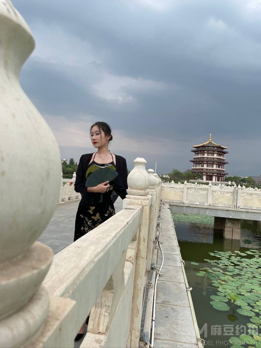 民国模特