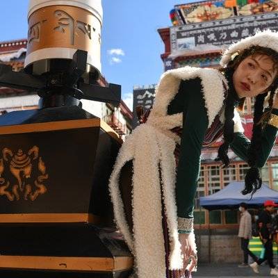 汉服模特