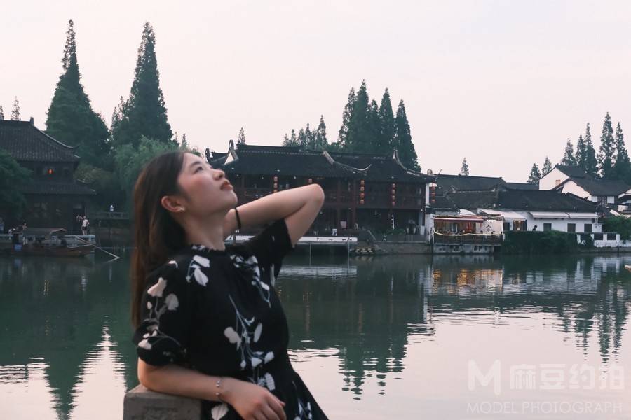 胶片模特
