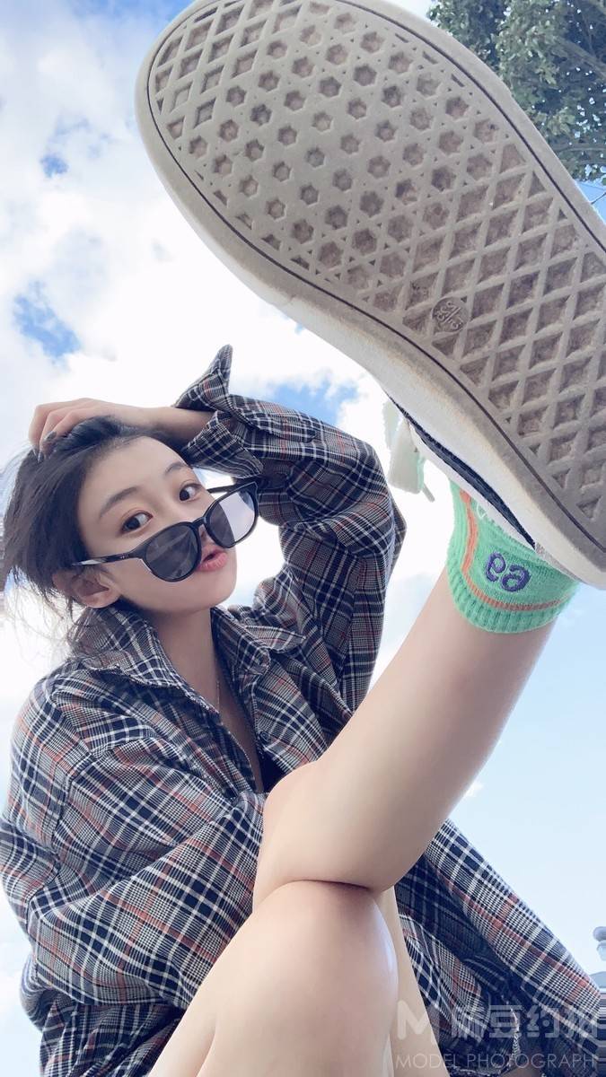 清新模特