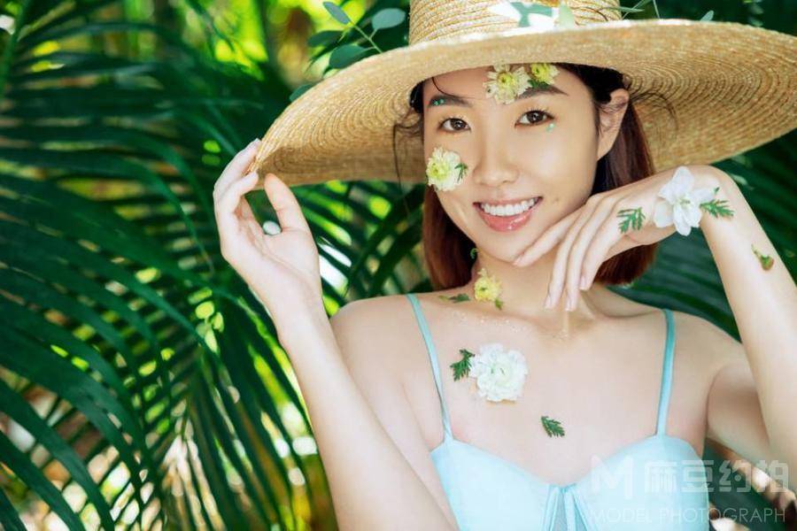 妆容模特