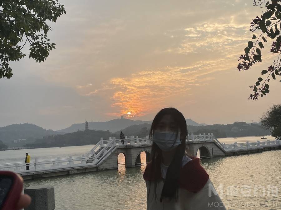 纪实模特