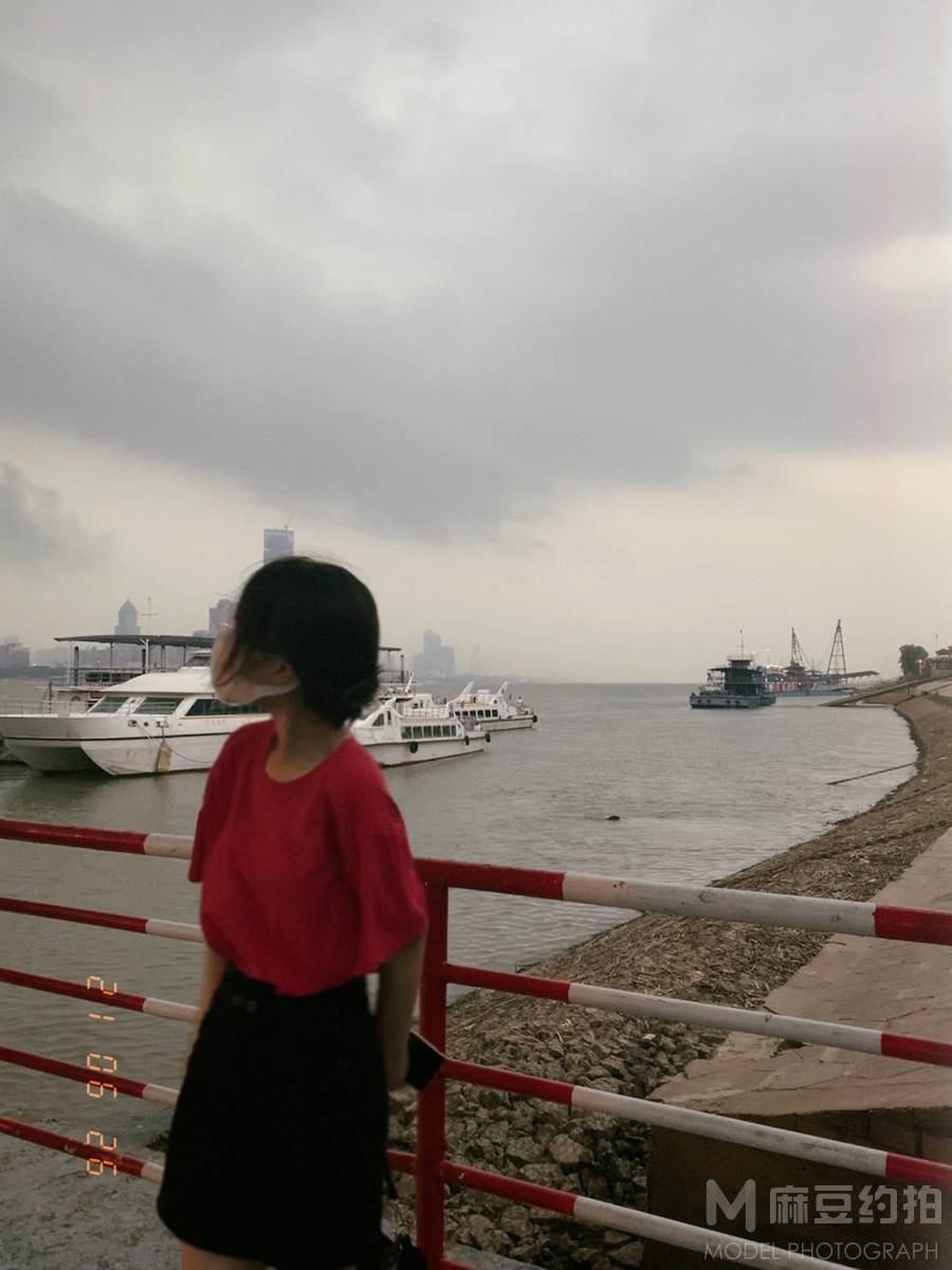 纪实模特